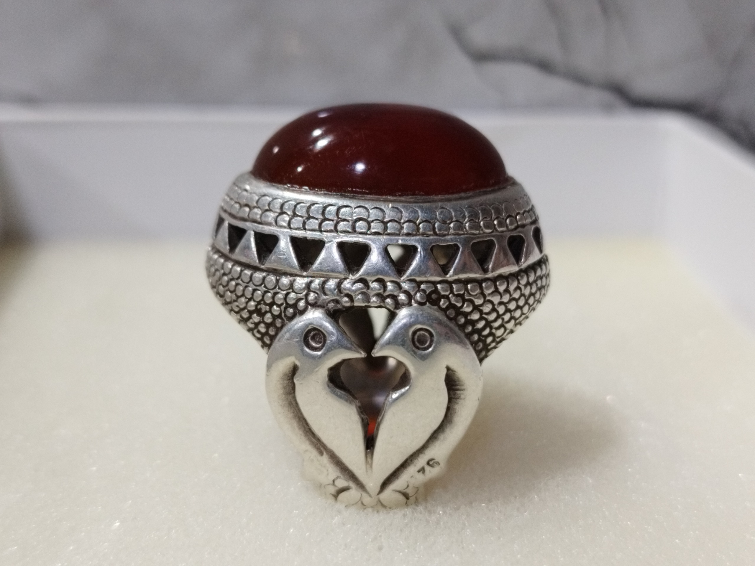 انگشتر فاخر عقیق سرخ یمانی دستساز بینظیر