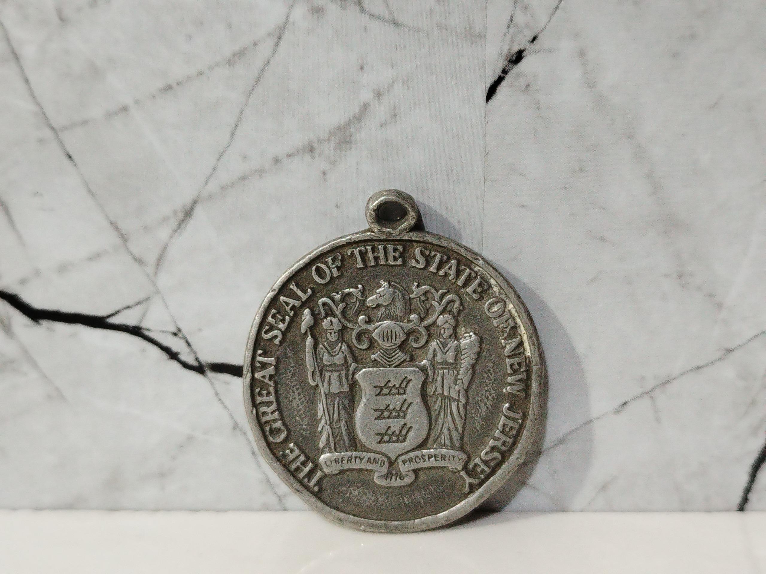 مدال قدیمی نایاب آمریکا 1776