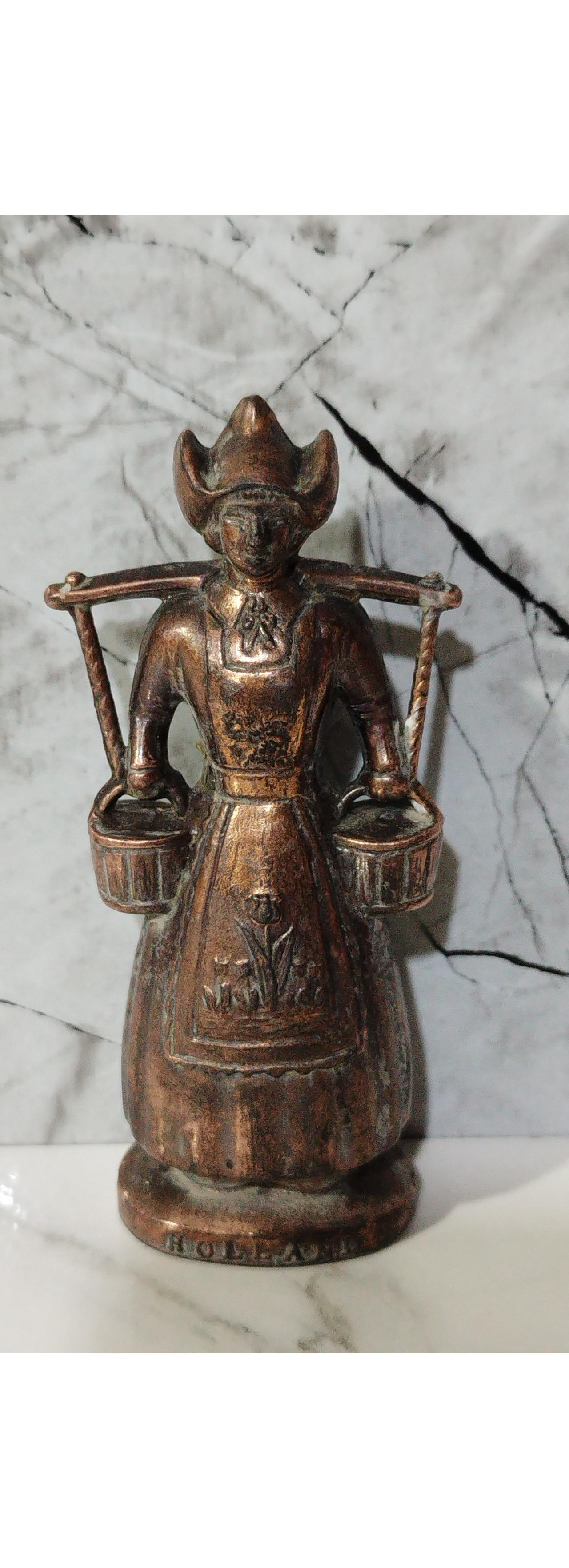 مجسمه قدیمی هلندی