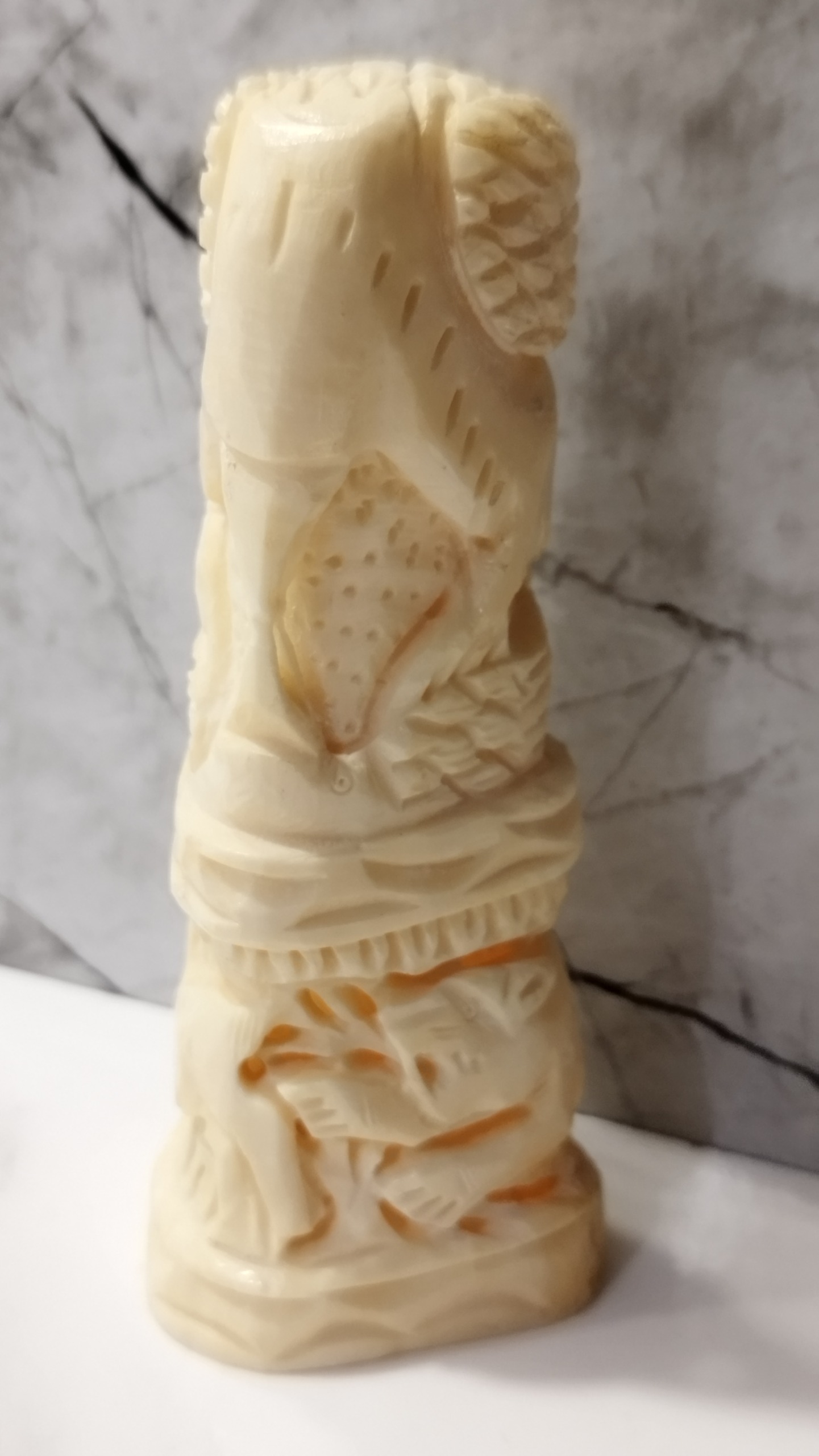 مجسمه قدیمی لانه پرنده تمام هنر و تراش دست