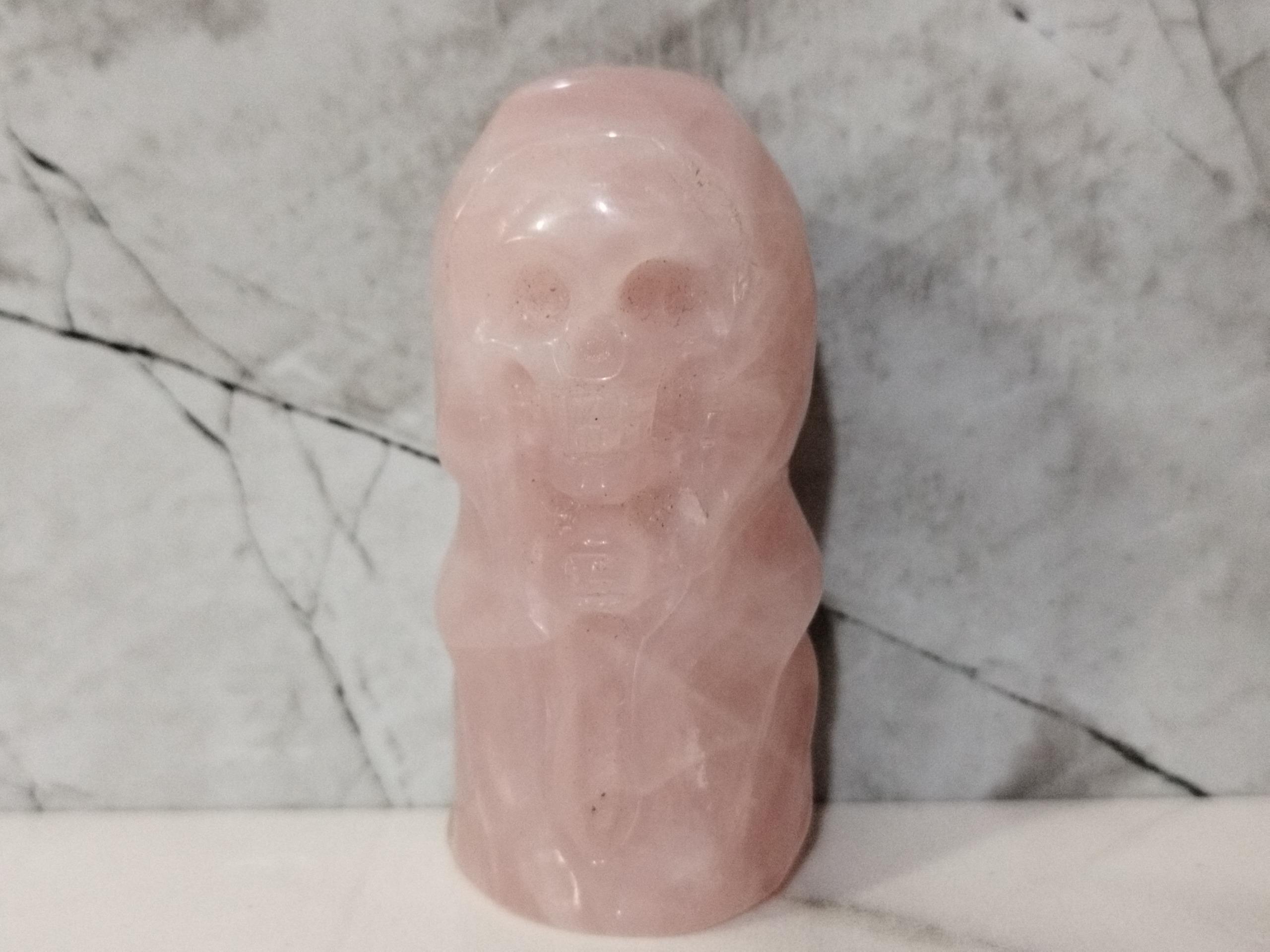 مجسمه عزرائیل کوارتز صورتی