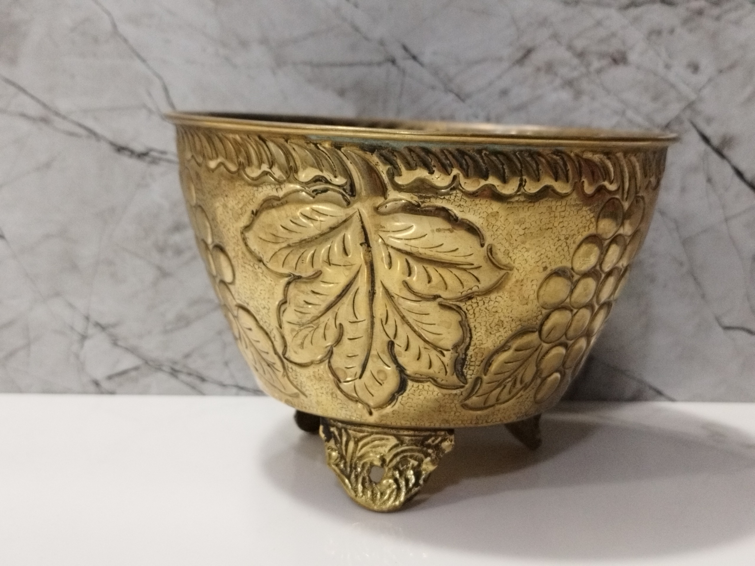 کاسه برنزی قدیمی تمام قلمزنی