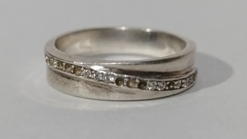 انگشتر و حلقه جواهری نقره