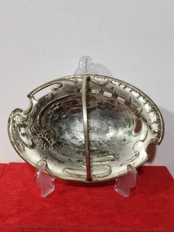 شکلات خوری قدیمی