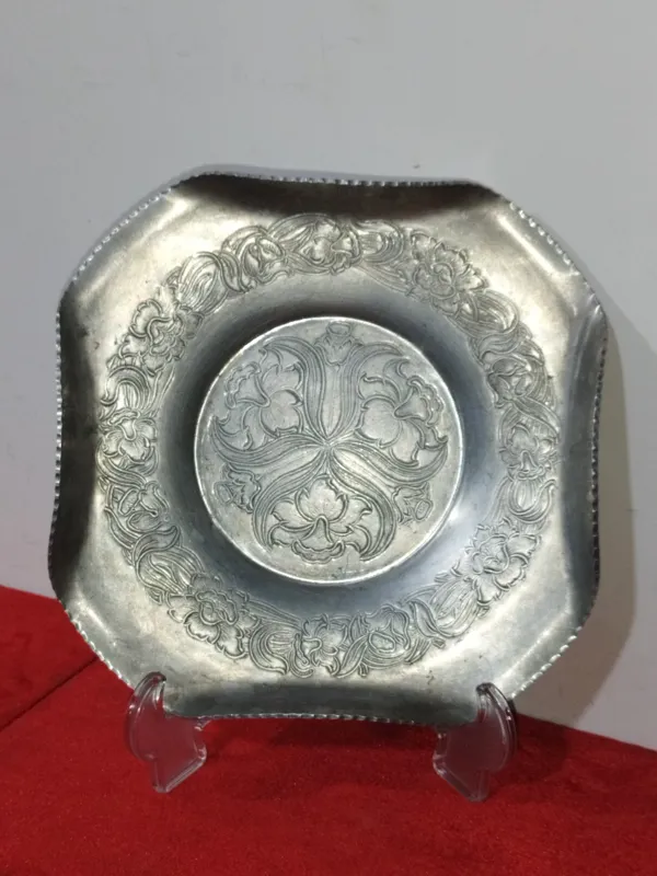 شیرینی خوری اروپایی قاجار