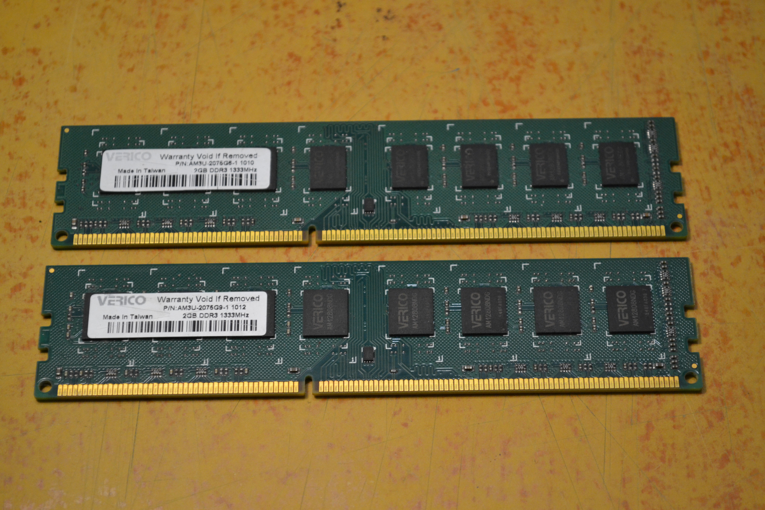 دو عدد رم 2GB DDR3 وریکو Verico ساخت تایوان