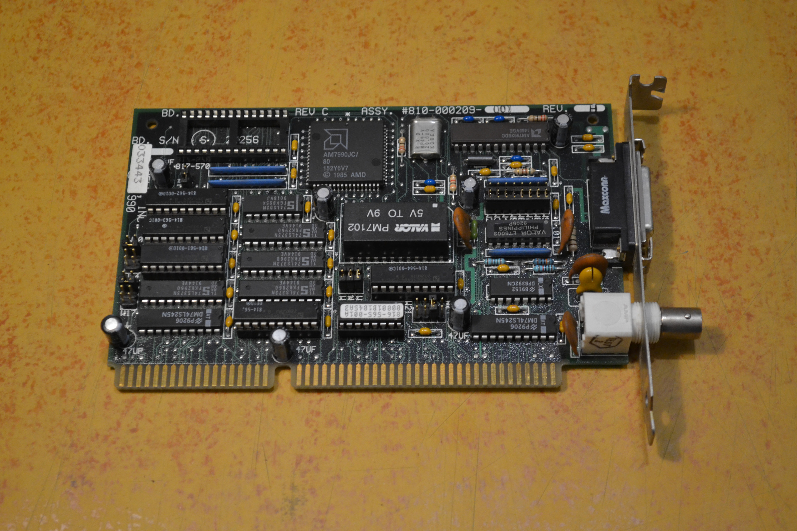 کارت شبکه قدیمی ISA دارای کنترلر AMD AM7990