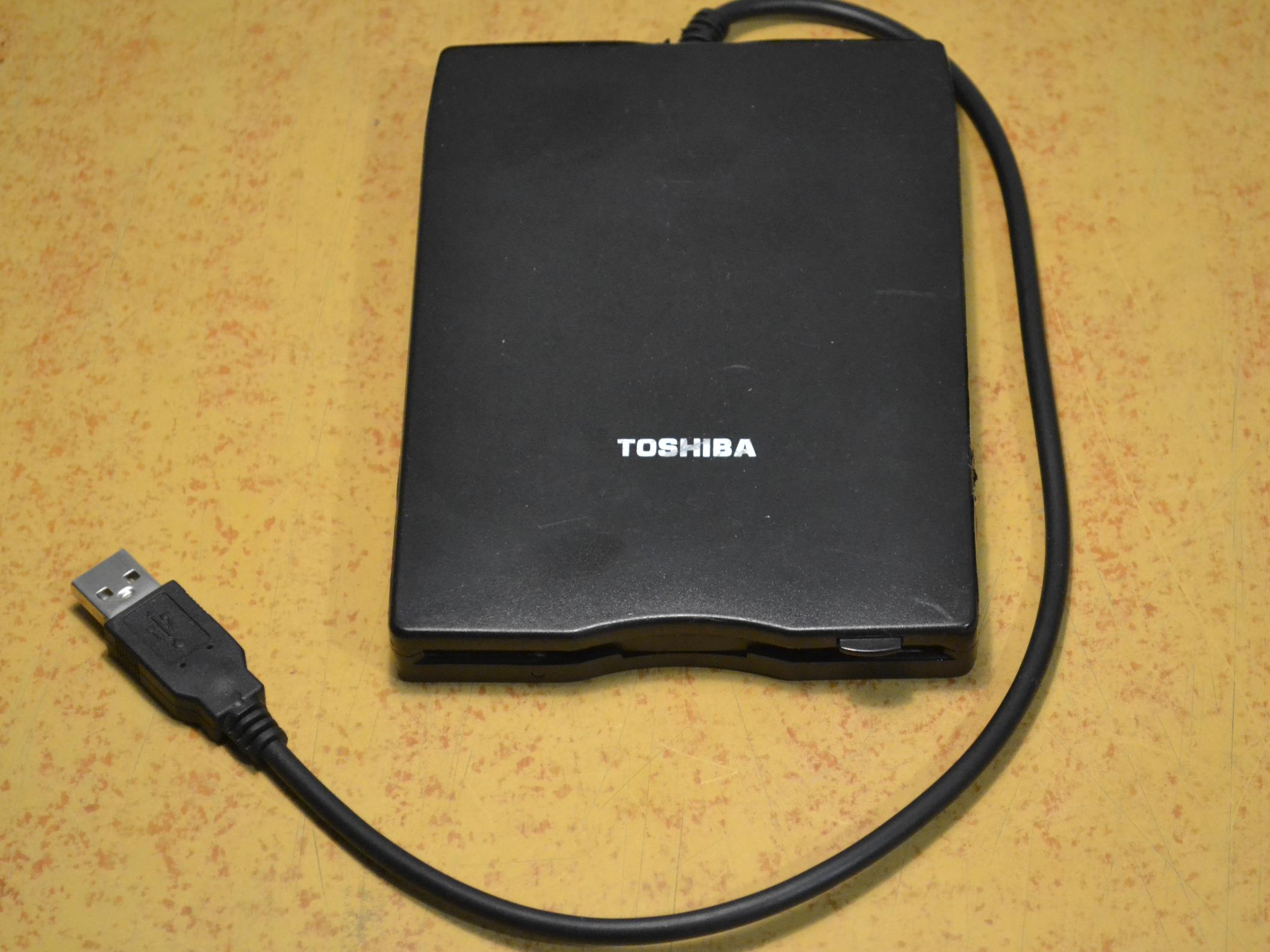 فلاپی درایو اکسترنال توشیبا TOSHIBA USB Floppy