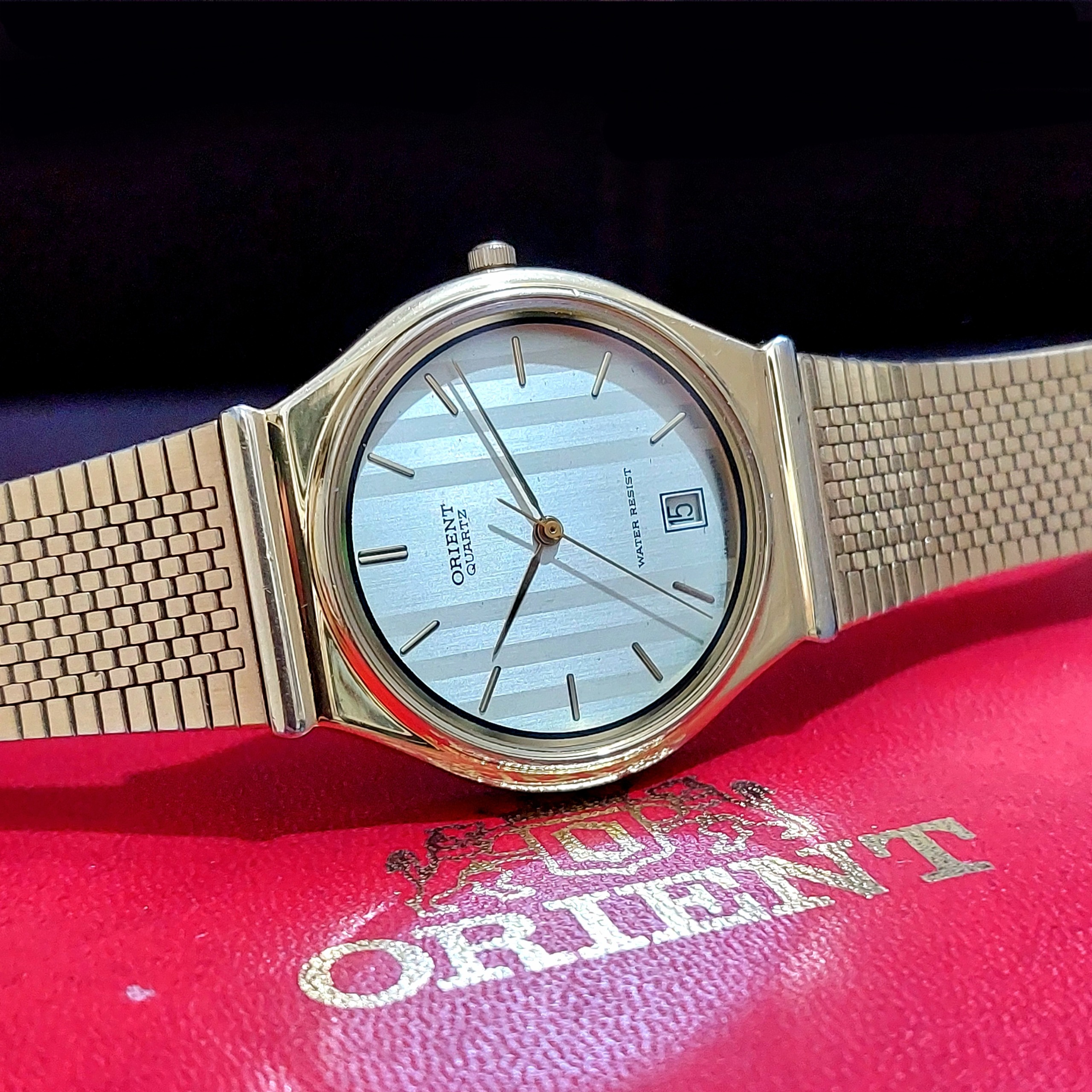 ORIENT ژاپن روکش آبکاری طلا تقویم دار با جعبه