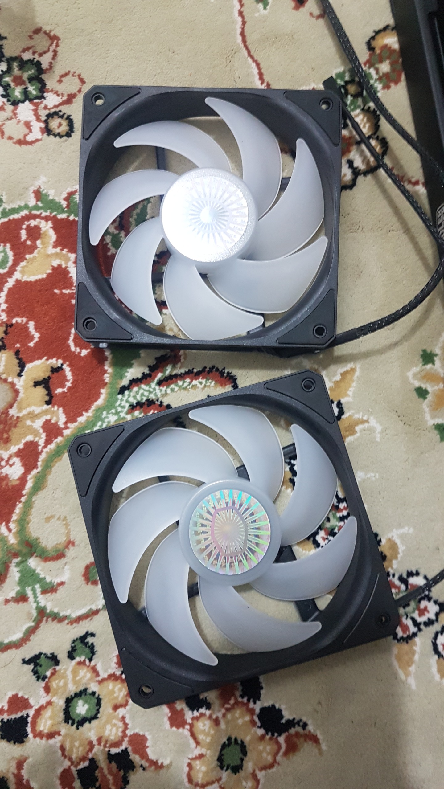 خنک کننده مدل MASTERLIQUID ML240L V2 Red