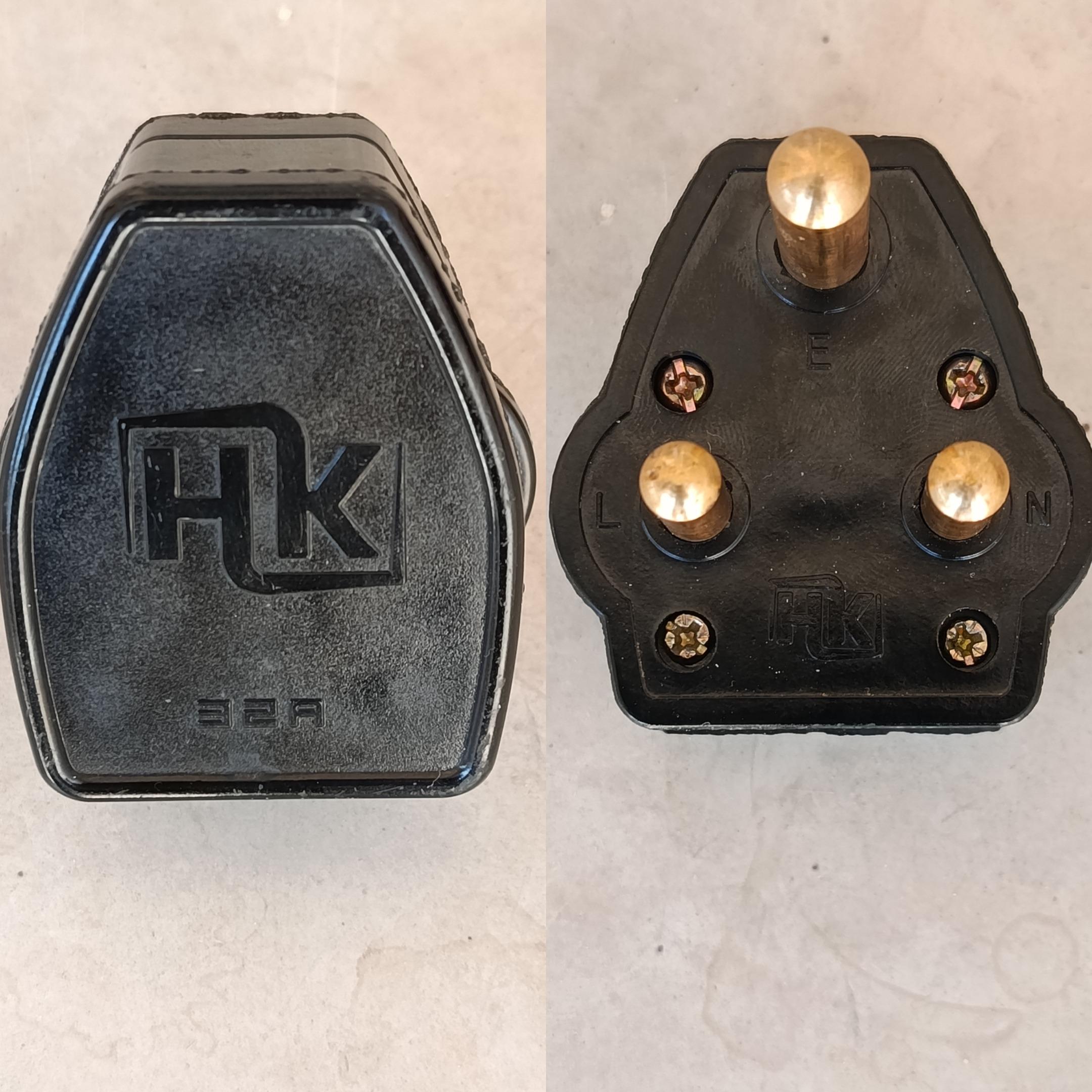 سه شاخه 32 آمپر کولر گازی HK