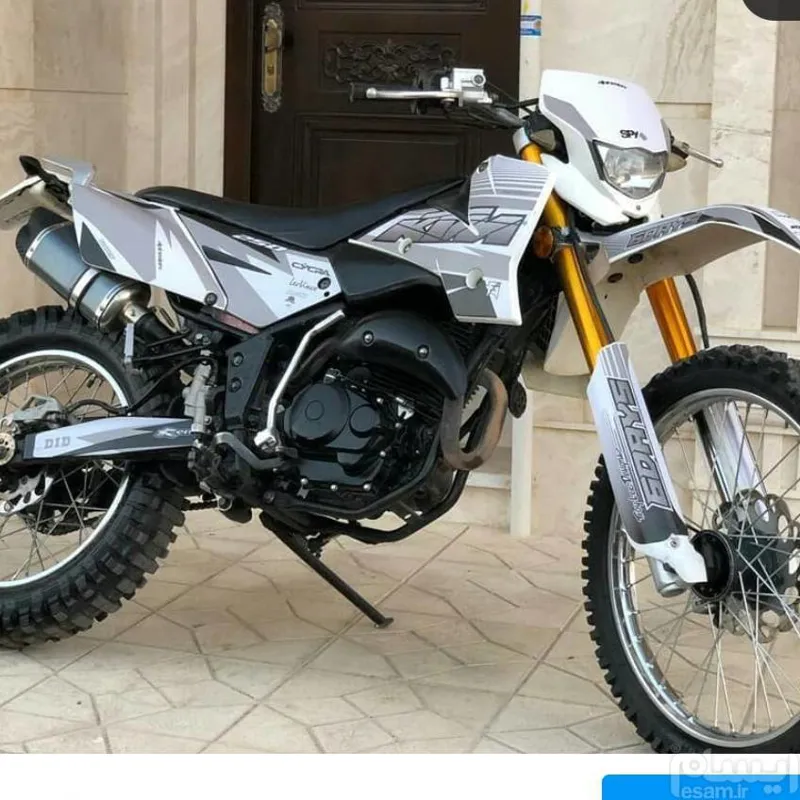 استیکر موتور سیکلت
