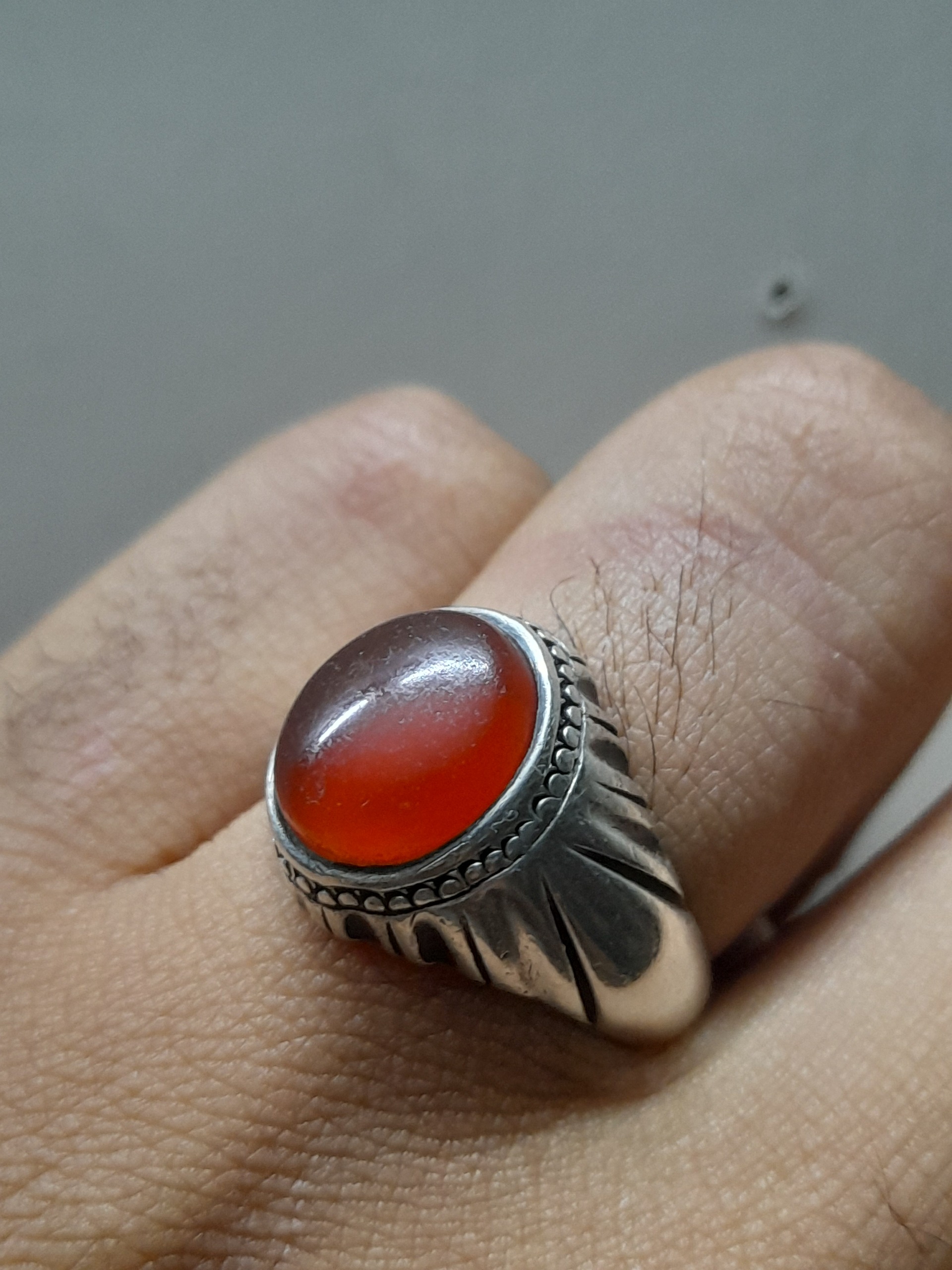 انگشتر نقره عقیق کهنه یمنی