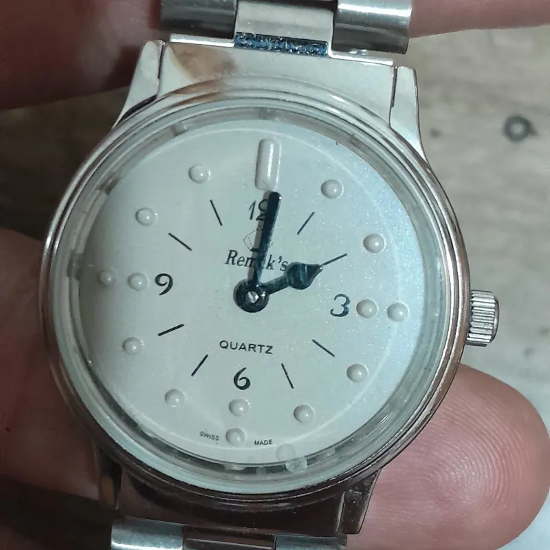 ساعت مچی نابینایان محترم اصلی کمیاب