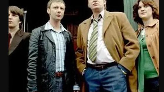 سریال خاطره انگیز زندگی در مریخ دوبله