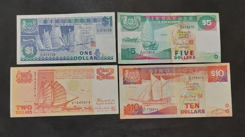 4 عدد اسکناس سنگاپور