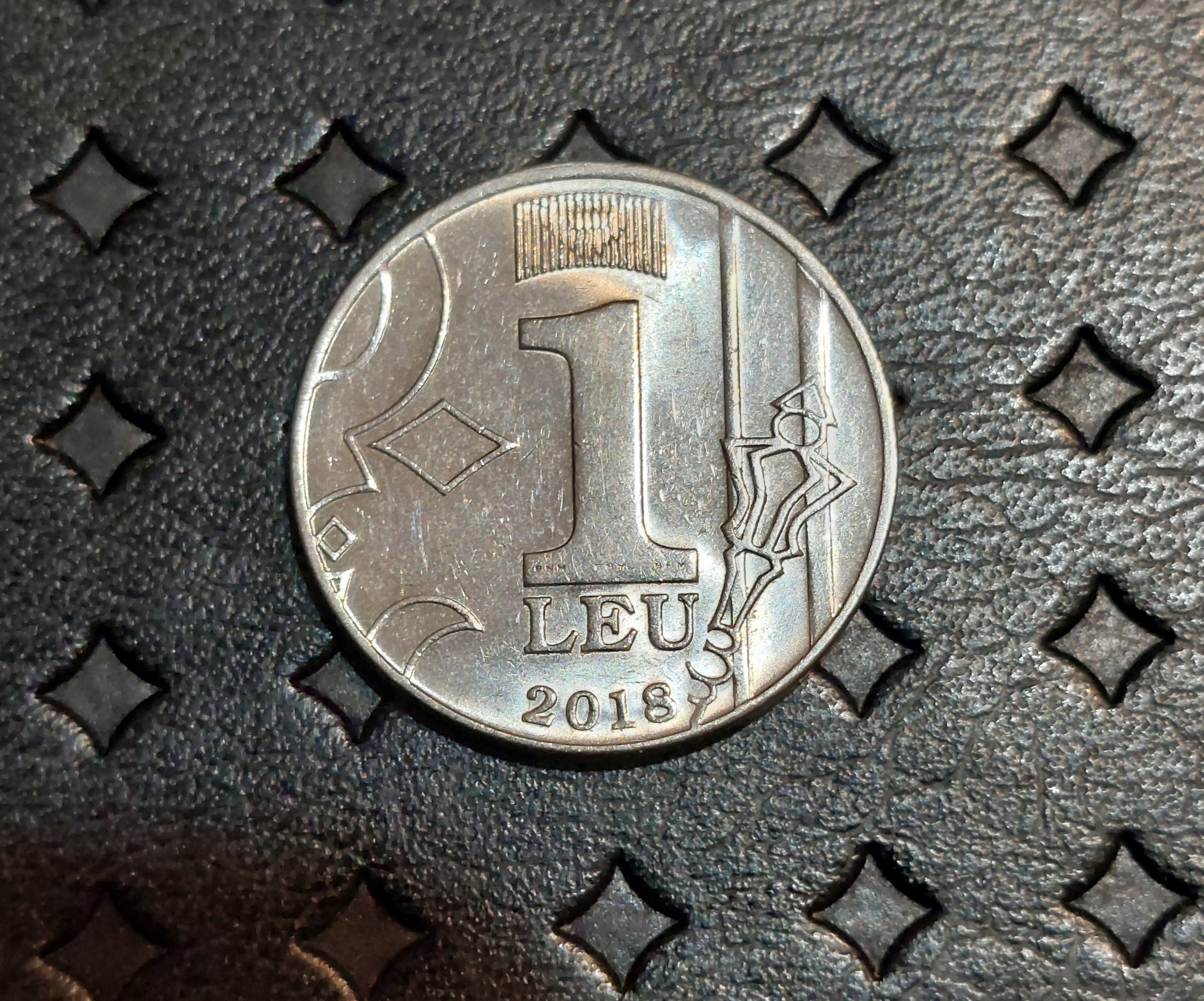 1 لئو مولداوی