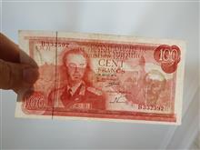 100