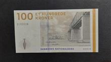 100