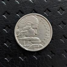 100