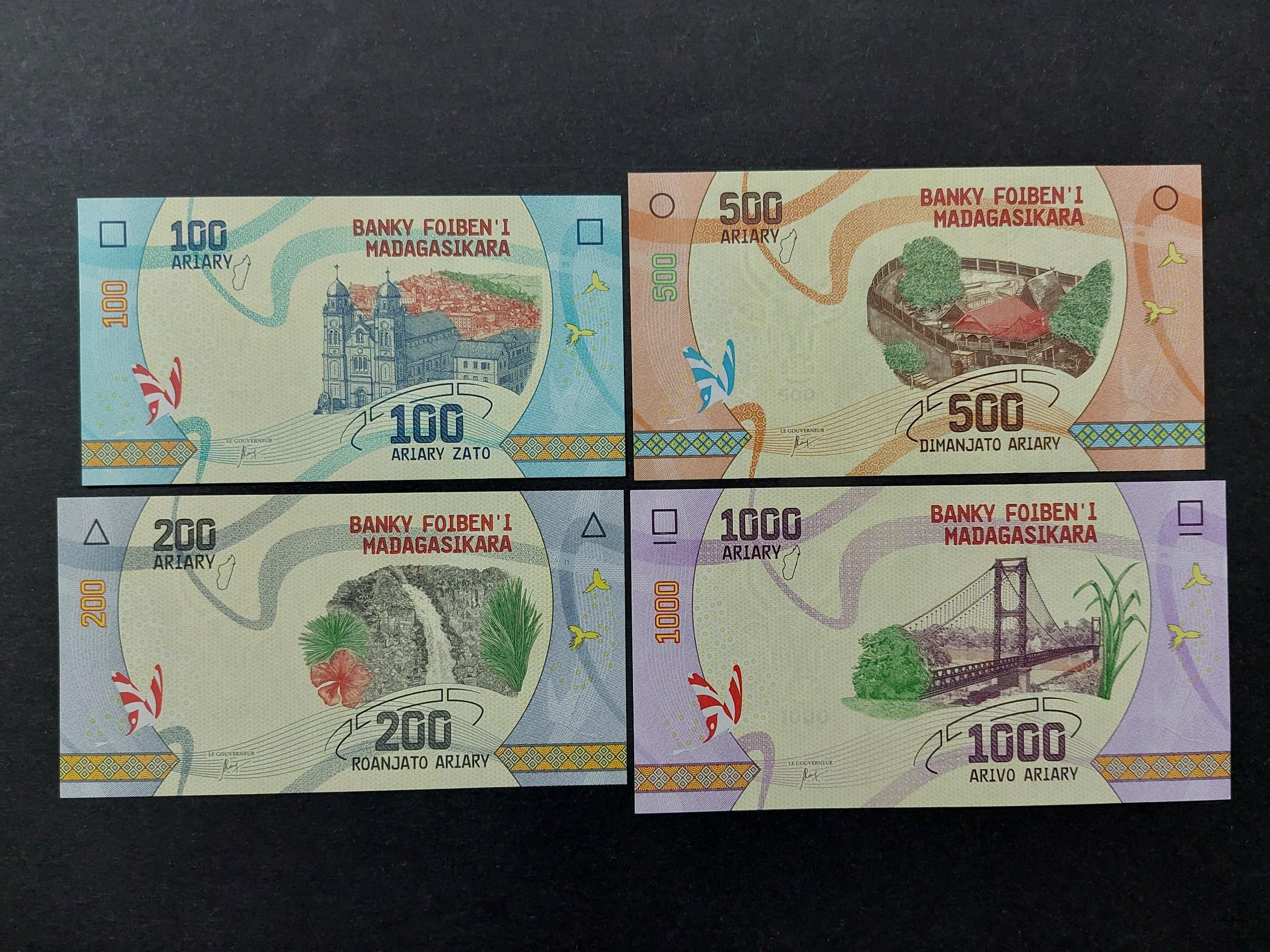 4 عدد اسکناس ماداگاسکار