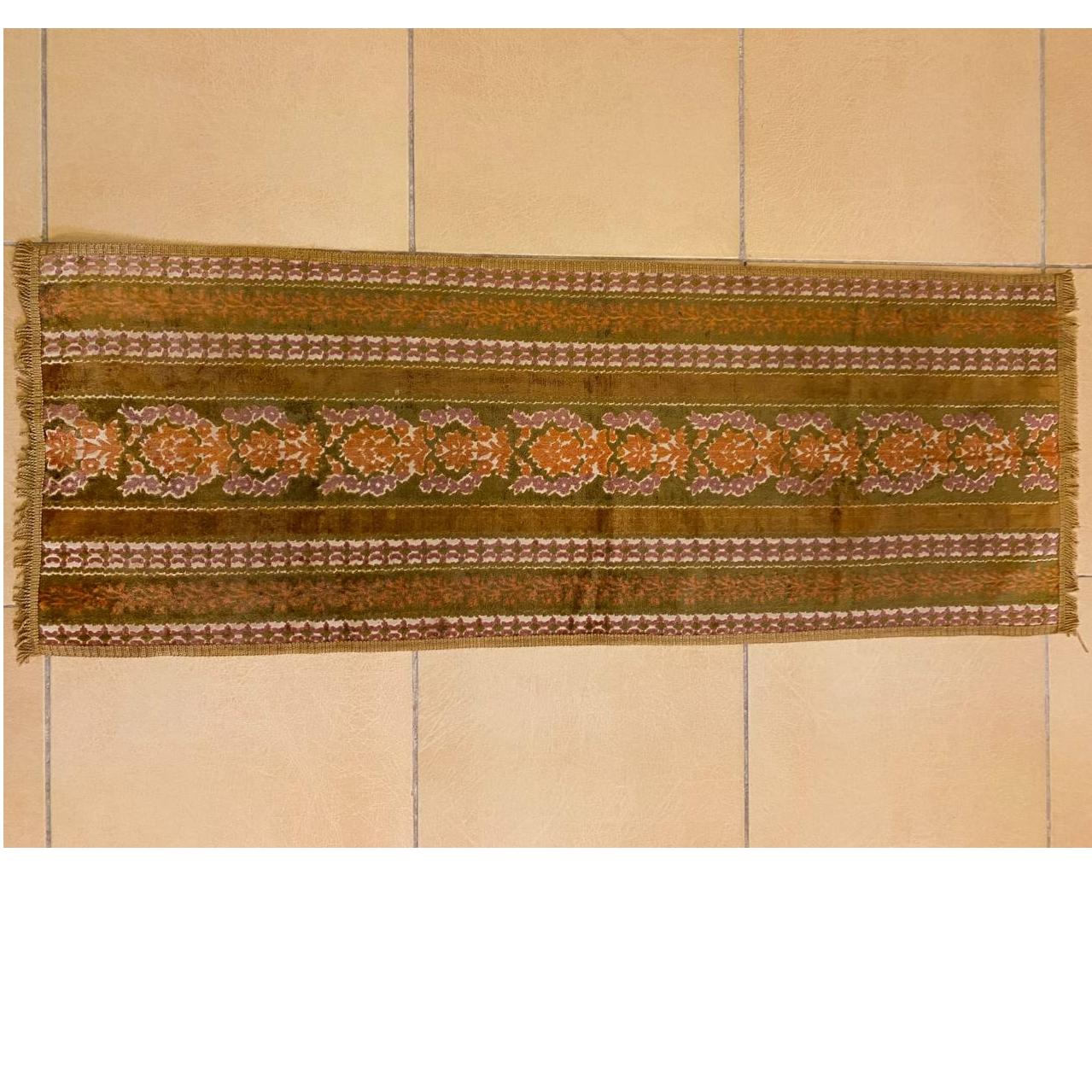 رانر مخمل قدیمی