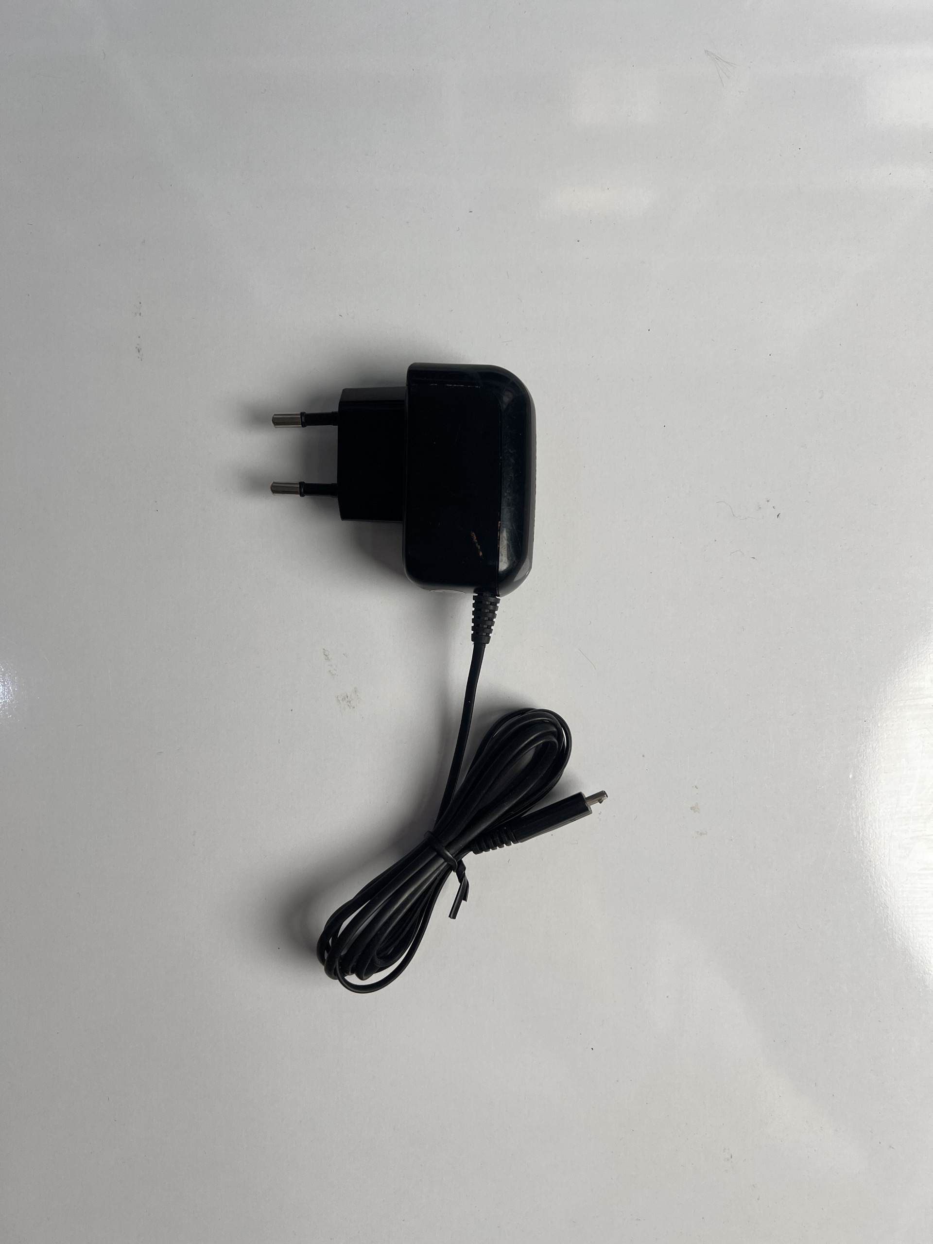 شارژر دیواری سامسونگ با خروجی micro-USB