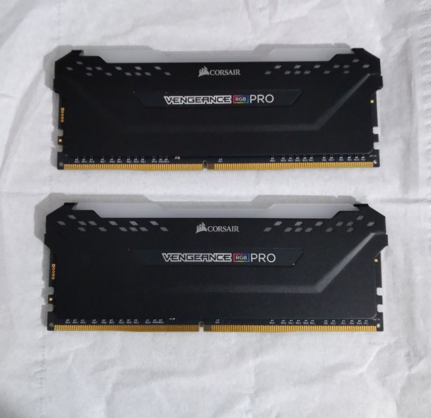 16 گیگ رم DDR4 کورسیر RGB باس 3600
