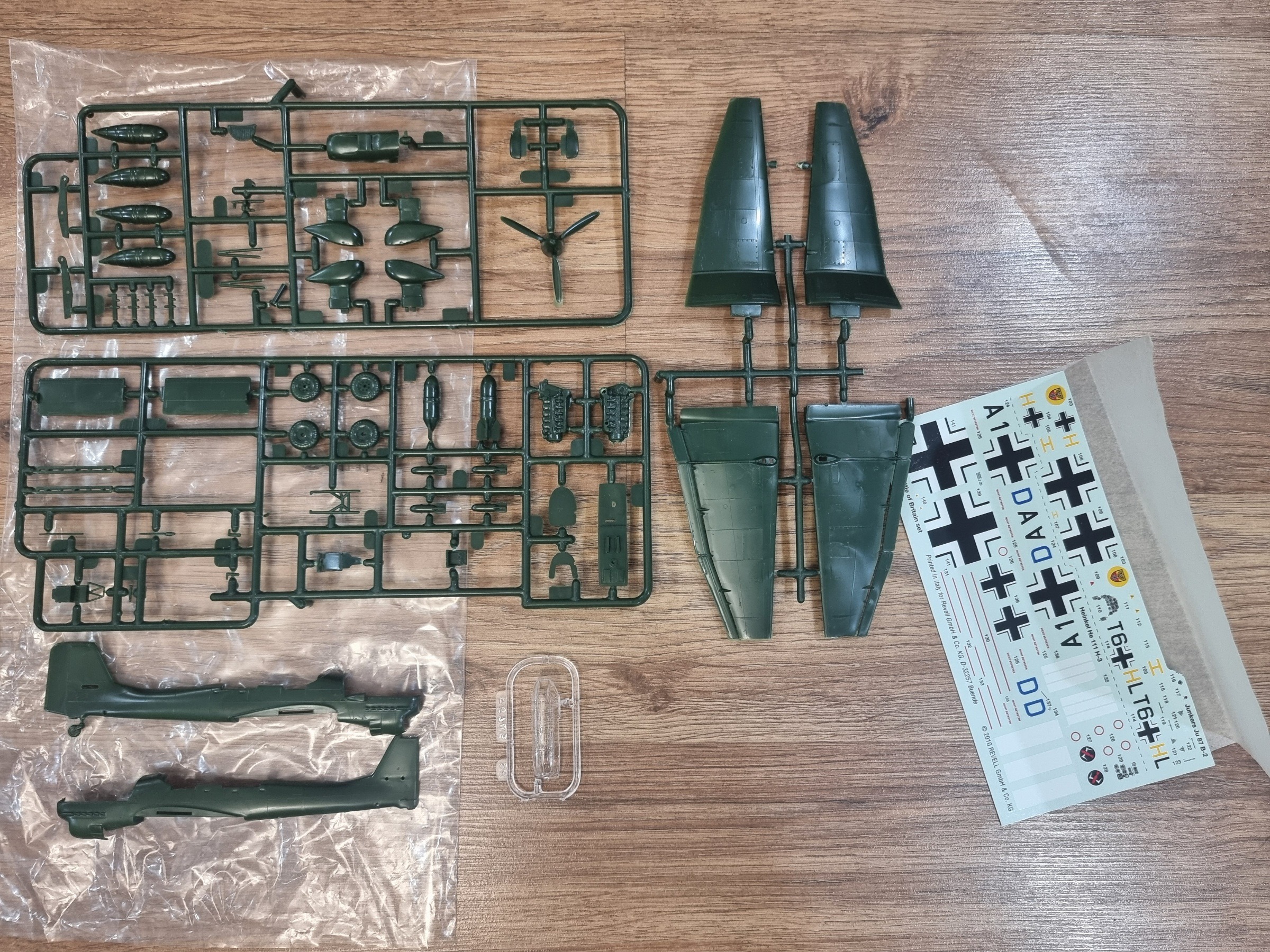 کیت بمب افکن شیرجه زن آلمان نازی