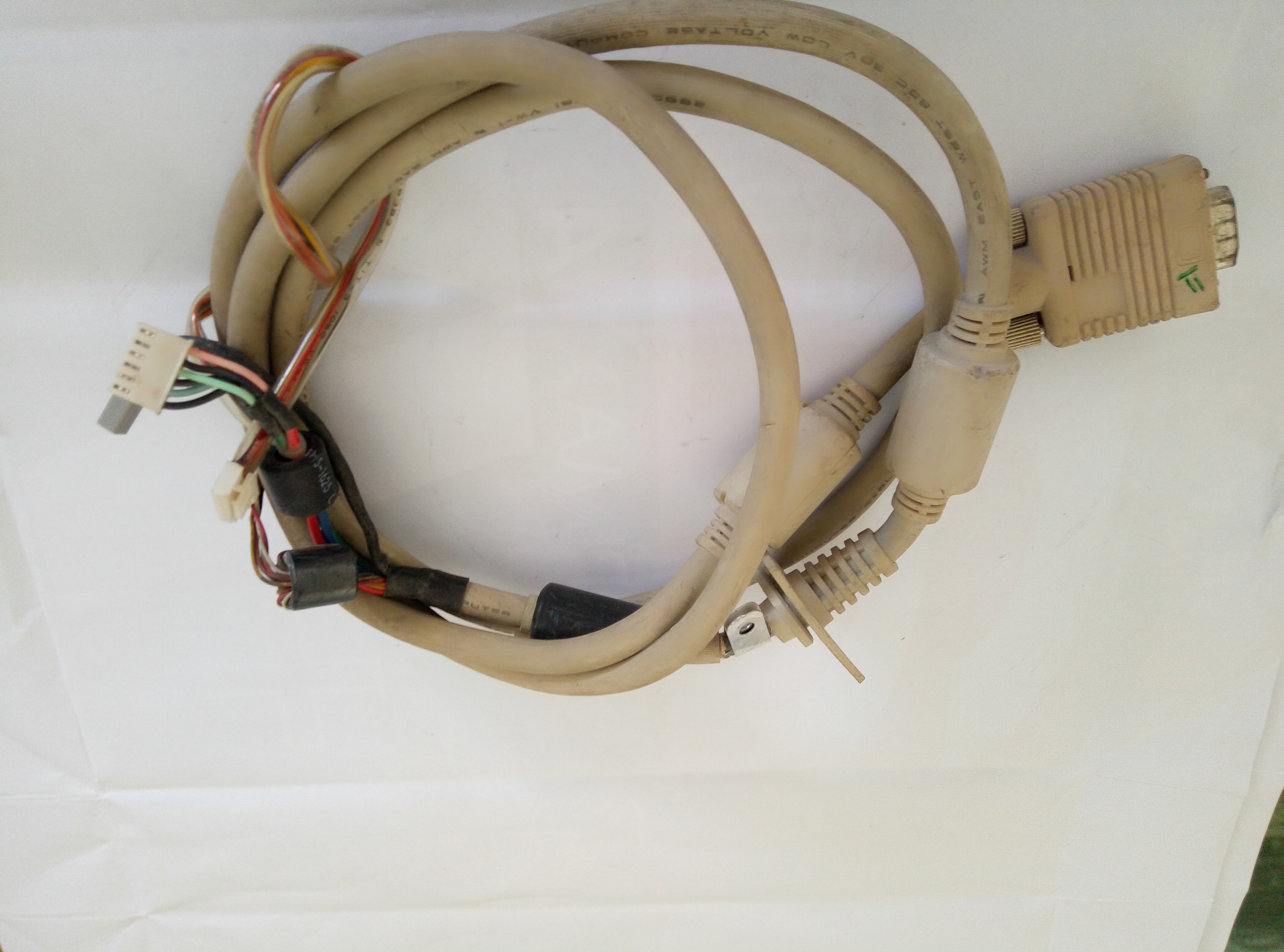 کابل تعمیراتی مانیتور CRT