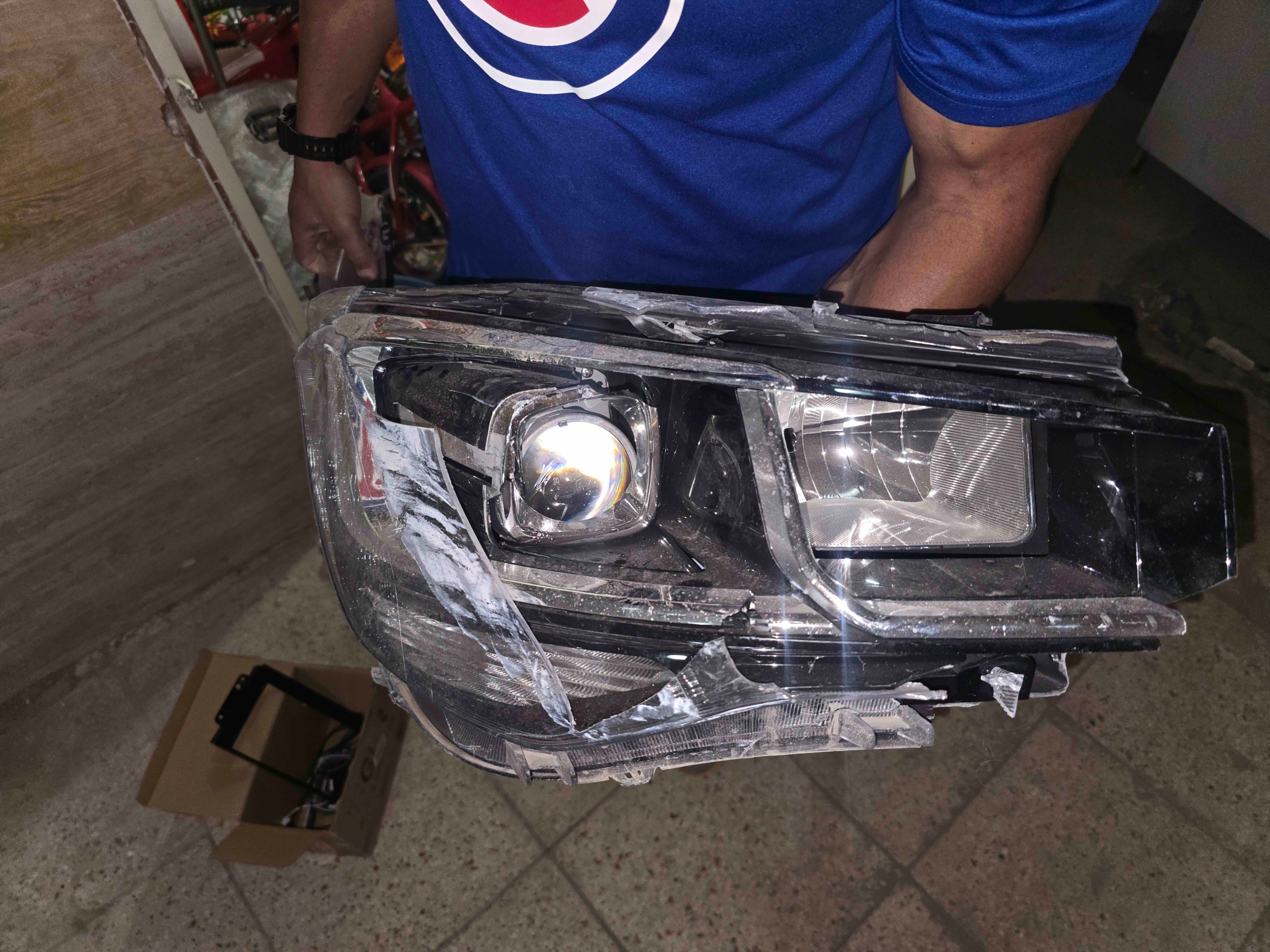 چراغ جلو MVM X22