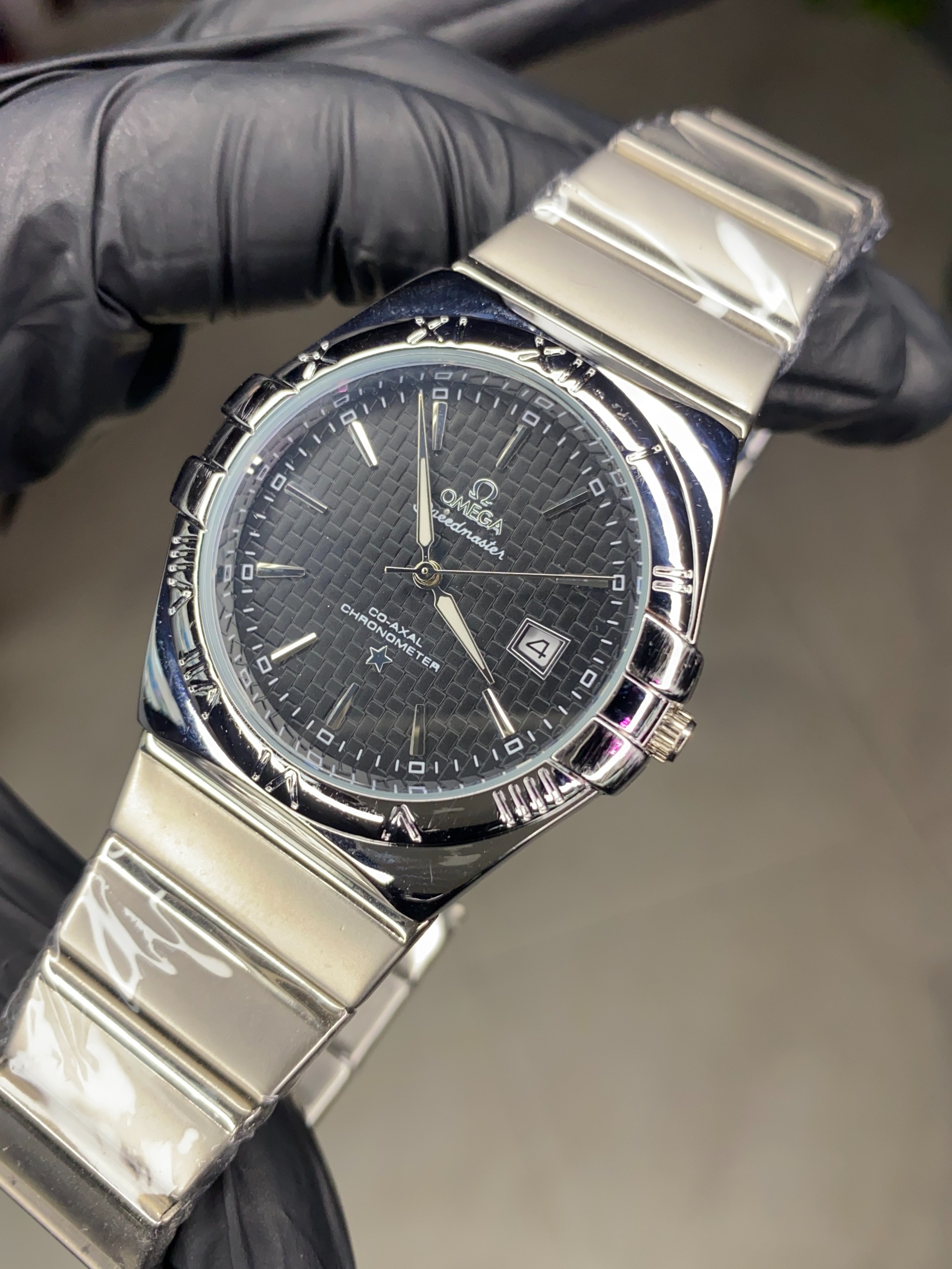 ساعت مردانه برند امگا omega