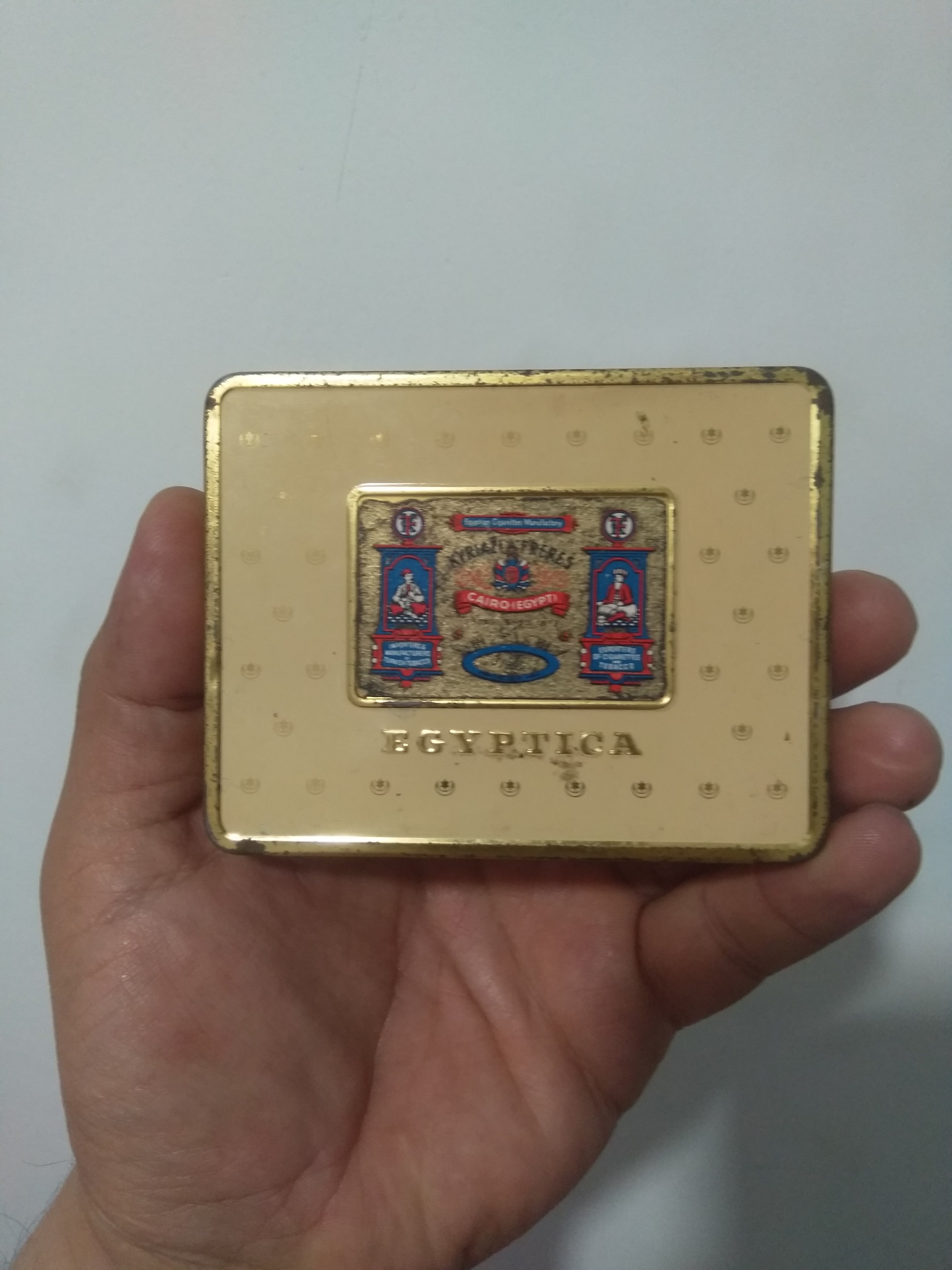 جعبه خالی سیگار خارجی