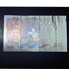 100