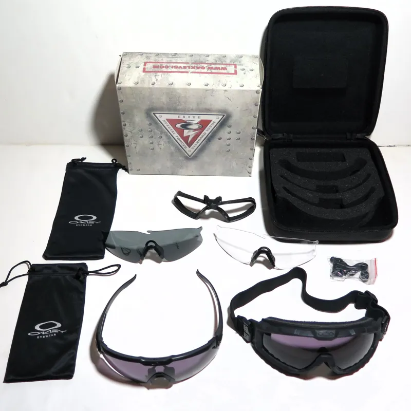 عینک نظامی ورزشی  OAKLEY   کپی