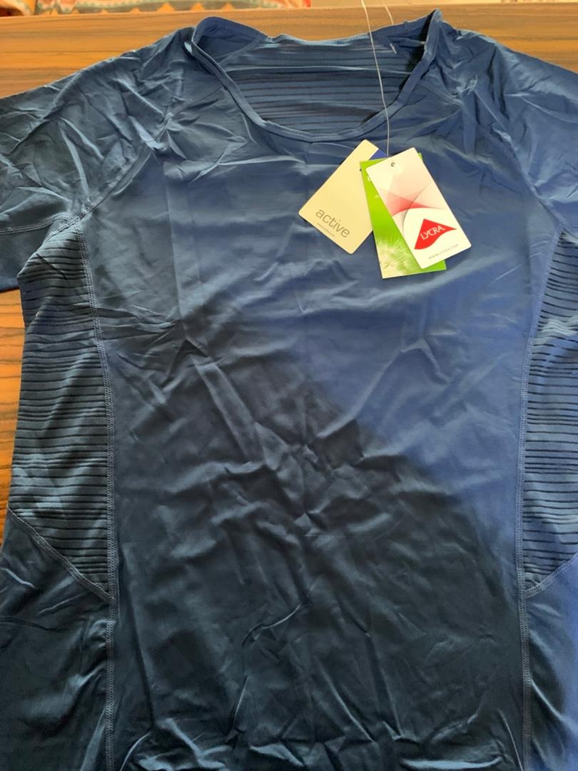 بلوز ورزشی زنانه