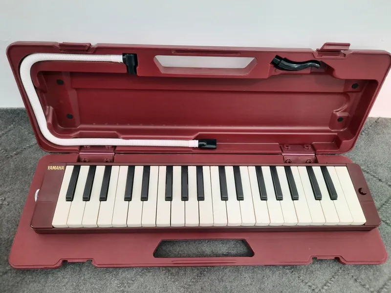 ملودیکا یاماها (Yamaha-p37d)