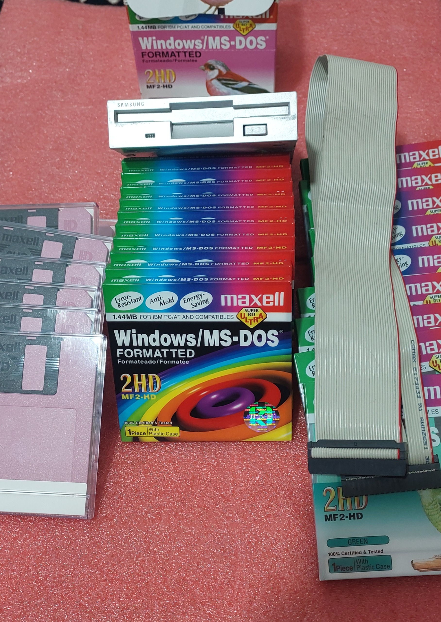 فلاپی درایو سامسونگ اصل همراه کابل و3 عدد فلاپی