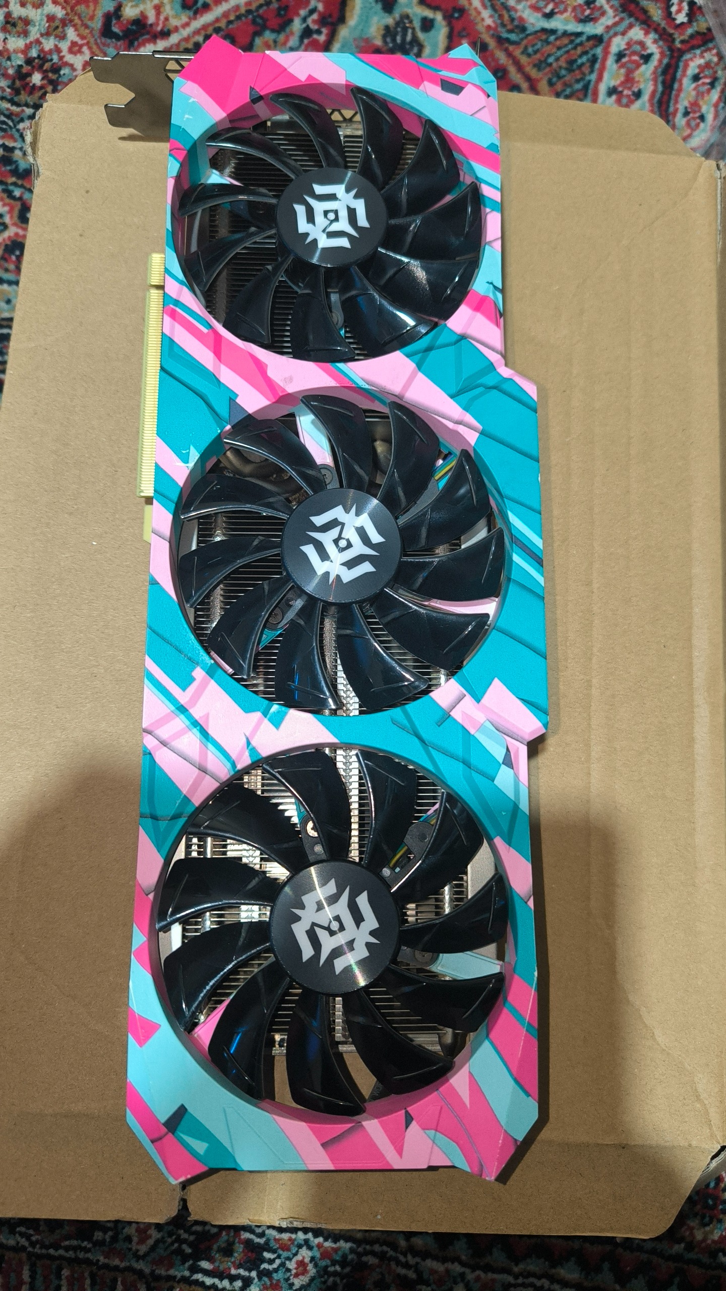 Rtx 3070 کاملا سالم