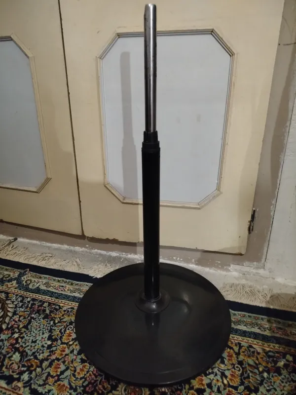 پایه پنکه محکم و میله متحرک