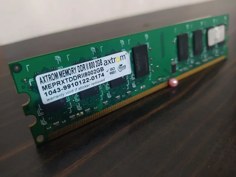 رم 2 گیگ RAM axtrom 2GB (DDR2 800)