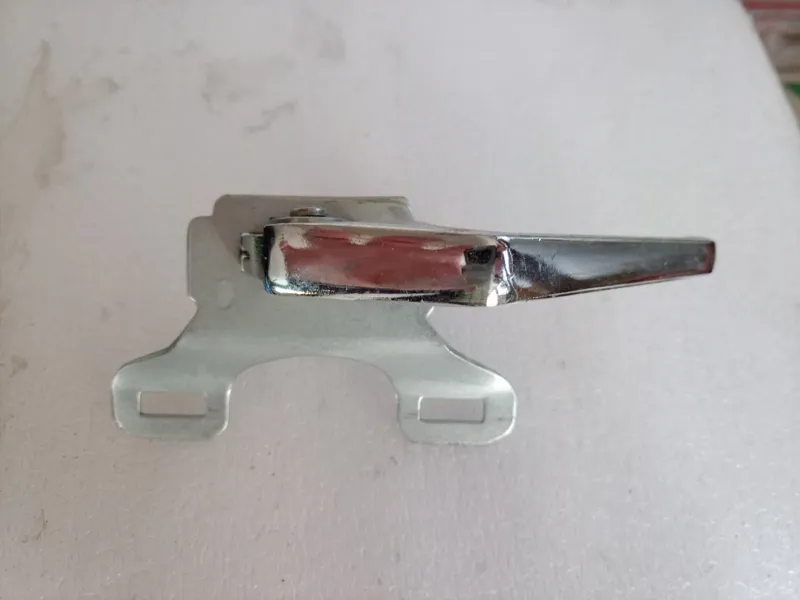 دستگیره داخلی پیکان وانت