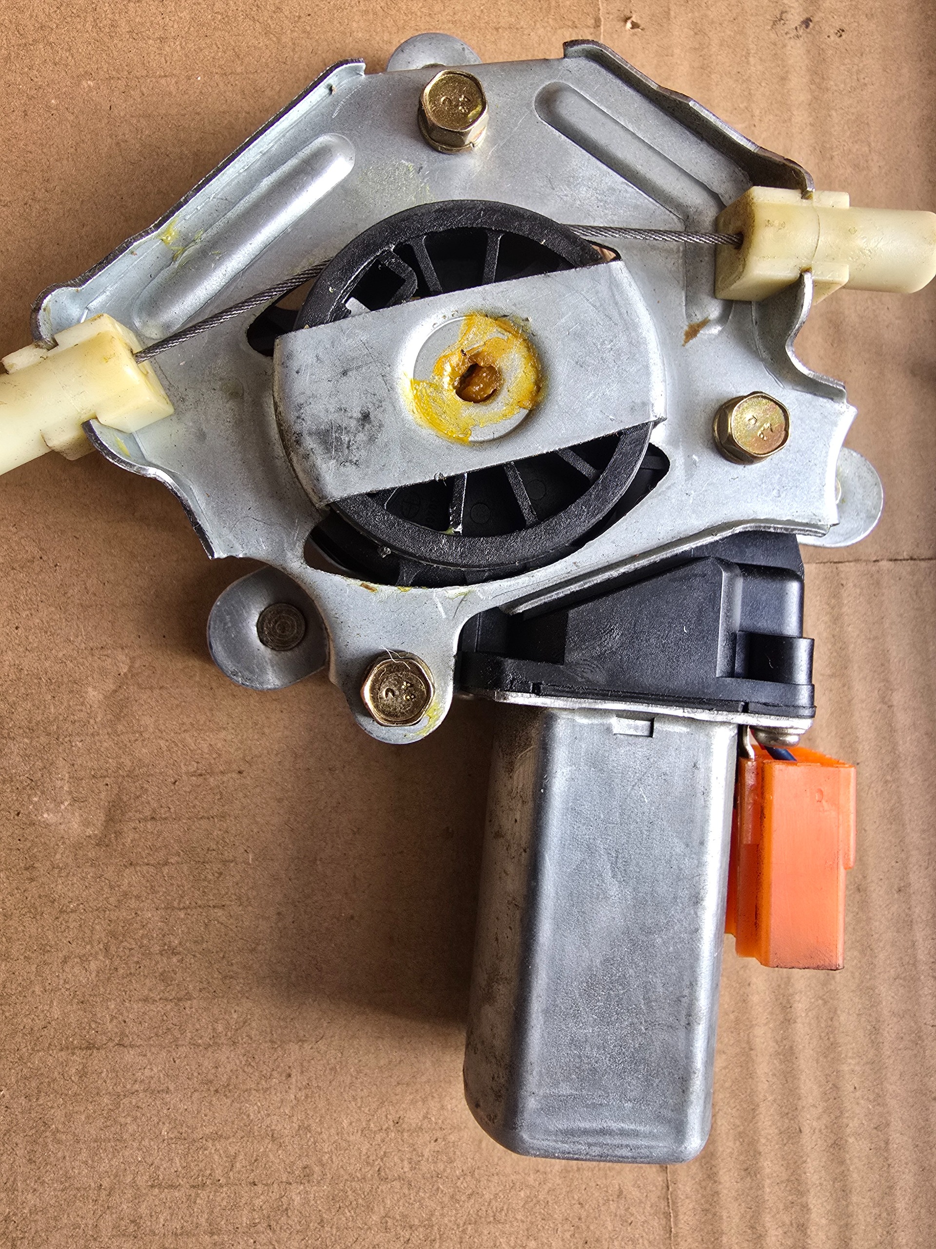 شیشه بالابر اچ سی کراس وارداتی