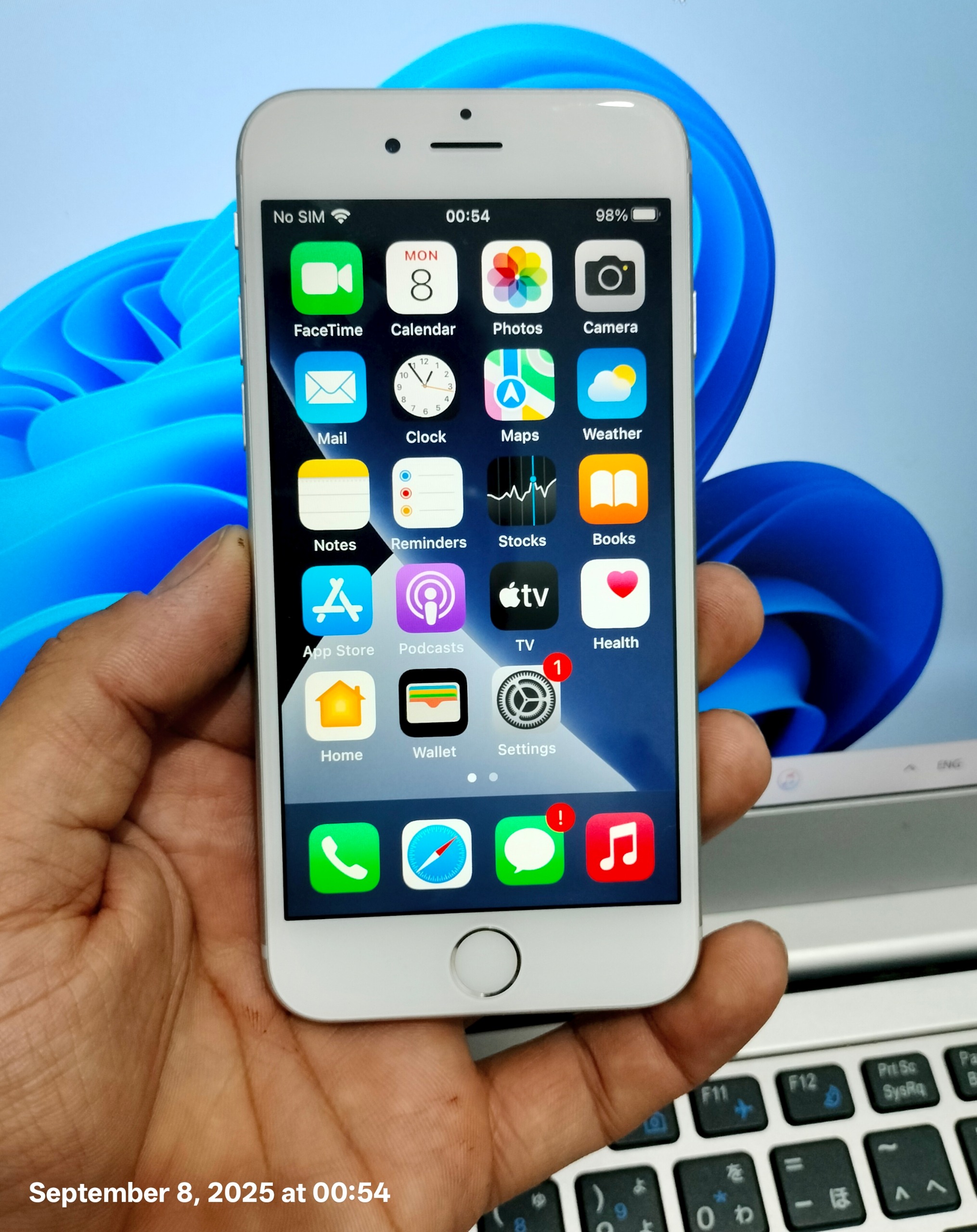 آیفون 6S 64GB در حد آک (توضیحات)