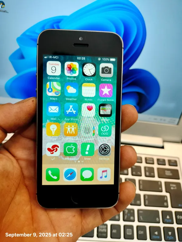 آیفون 5s 16gb (توضیحات)