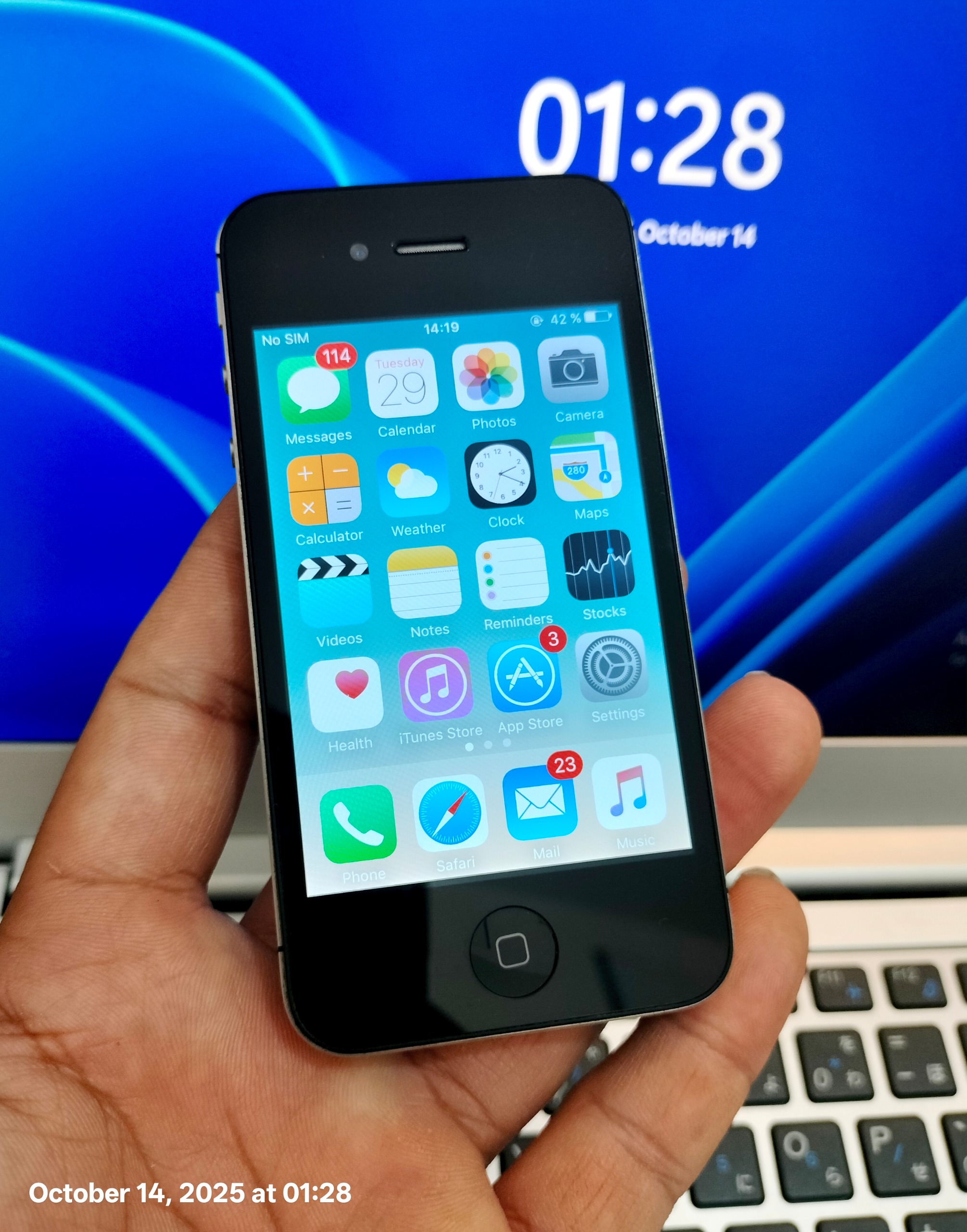 آیفون 4s 16gb (توضیحات)