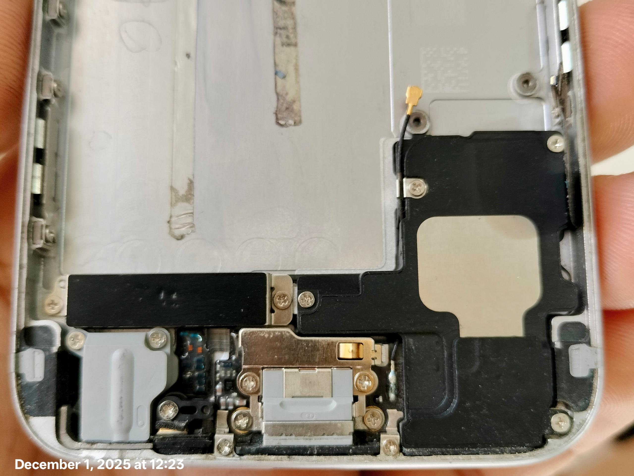 فلت شارژ و اسپیکر روکار آیفون 6