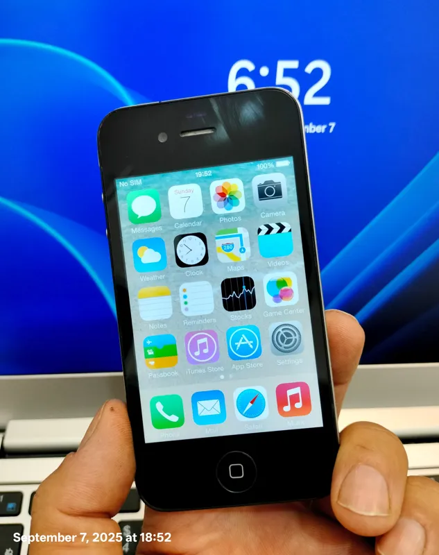 آیفون 4 32 گیگ در حد