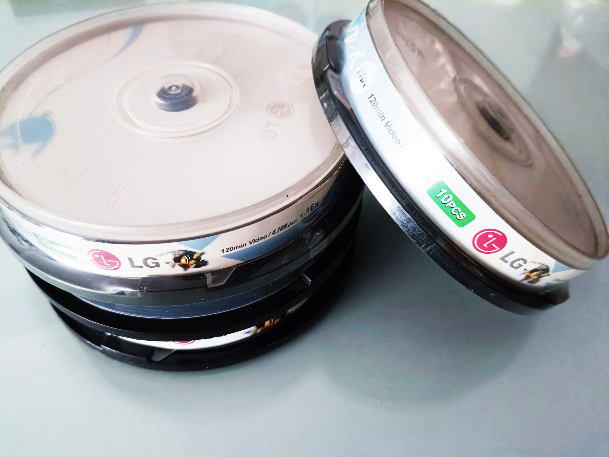 32 عدد DVD خام LG