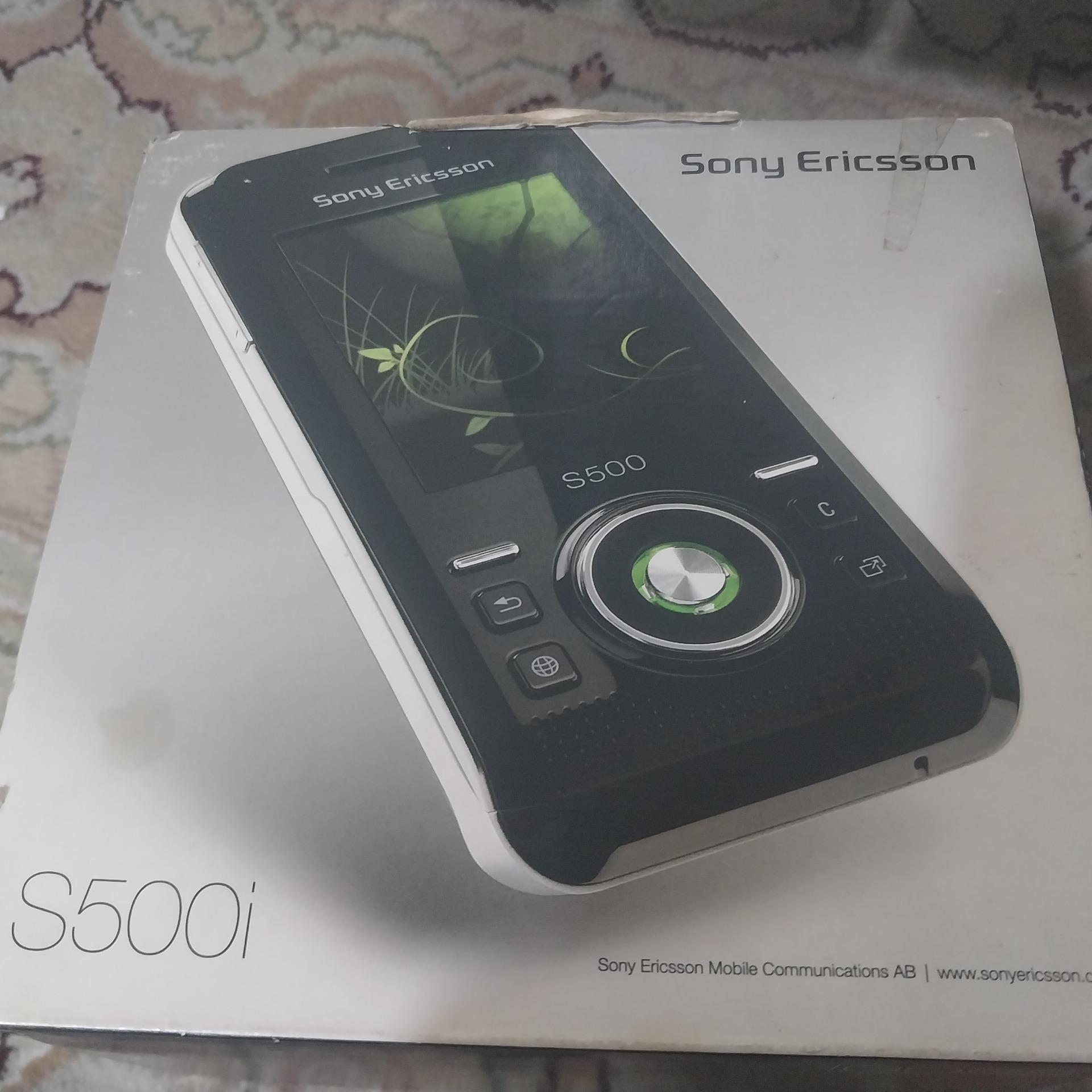 سونی اریکسون s500